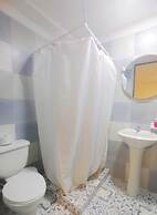 The HiPinto Social Experience