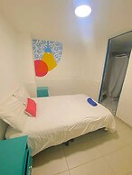 The HiPinto Social Experience