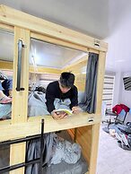 The HiPinto Social Experience