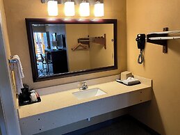 Executive inn & Suites