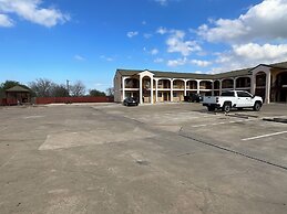 Executive inn & Suites