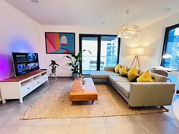 Lovely 1 bedroom flat w balcony&parking