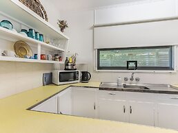 Cozy Pet Friendly Beach House