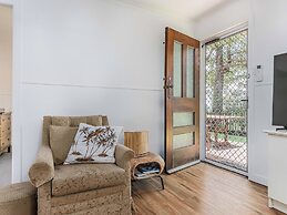 Cozy Pet Friendly Beach House