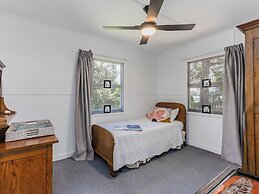 Cozy Pet Friendly Beach House