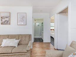 Cozy Pet Friendly Beach House