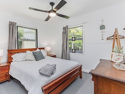 Cozy Pet Friendly Beach House