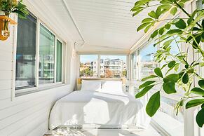 SA Tailored Serviced Home near Metro