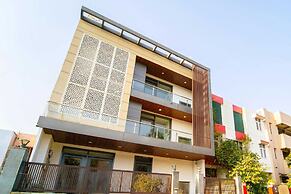 Treebo Luxury Stay Premium Inn