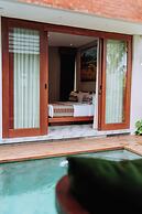 Unagi Mas Villas by Emana