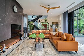 Lamaster Homes F1.8 Venus Resort