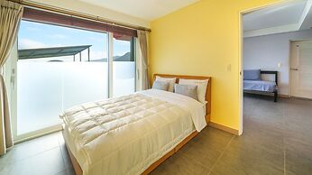 Namhae Aria Spa Pension