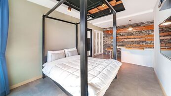 Namhae Aria Spa Pension