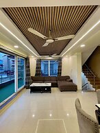 Greystone 4BHK Pvt Pool by Stellar Stays