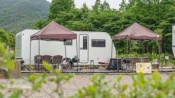 Goseong Hoostay Caravan Pension