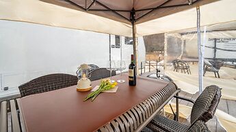 Goseong Hoostay Caravan Pension