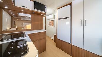 Goseong Hoostay Caravan Pension