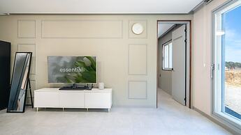 Goseong Hoostay Caravan Pension