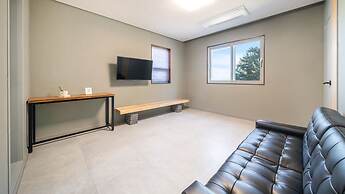 Goseong Hoostay Caravan Pension