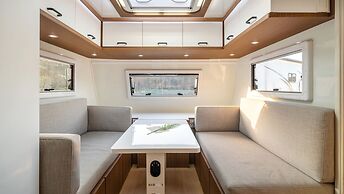 Goseong Hoostay Caravan Pension