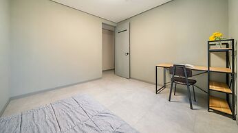 Goseong Hoostay Caravan Pension