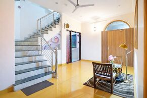 Shyama inn by Rivlet