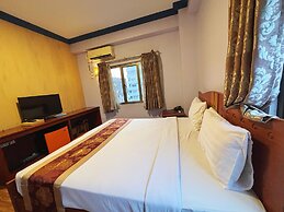 Diamond Lake Hotel KTV&Dancing Bar