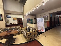 Diamond Lake Hotel KTV&Dancing Bar