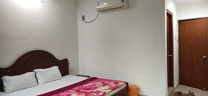 Goroomgo Lotus india Khajuraho