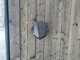 Modern Mountain Cabin - 3 Bedrooms - Sleeps 7