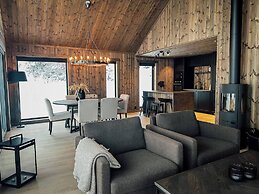 Modern Mountain Cabin - 3 Bedrooms - Sleeps 7