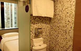 J Link Hotel