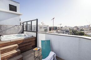 Rooftop Jacuzzi Penthouse by Sea N' Rent
