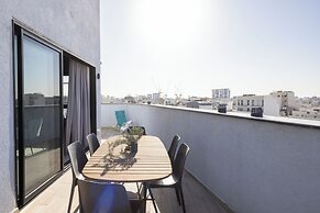 Rooftop Jacuzzi Penthouse by Sea N' Rent