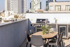 Rooftop Jacuzzi Penthouse by Sea N' Rent