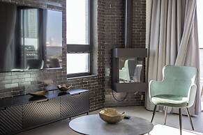 Rooftop Jacuzzi Penthouse by Sea N' Rent