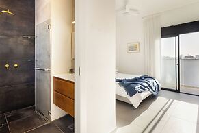 Rooftop Jacuzzi Penthouse by Sea N' Rent