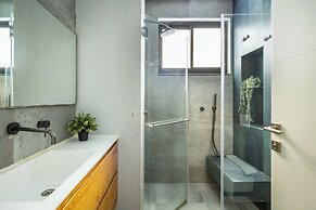 Rooftop Jacuzzi Penthouse by Sea N' Rent