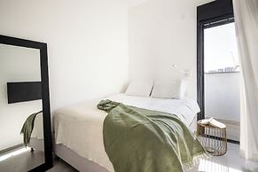 Rooftop Jacuzzi Penthouse by Sea N' Rent