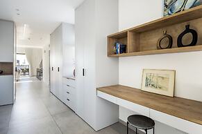 Rooftop Jacuzzi Penthouse by Sea N' Rent