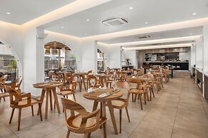 Cabana Blu Lifestyle Boutique Hotel & Suites