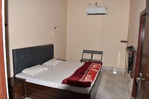 Hotel Prakash Paradise