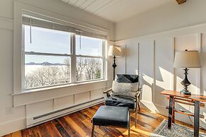 2 Mi to Beech Mtn: Fully Remodeled Condo w/ Patio!