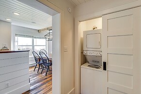 2 Mi to Beech Mtn: Fully Remodeled Condo w/ Patio!