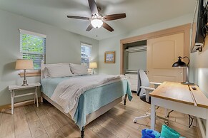 Jack's Cottage: Backyard Oasis in New Braunfels!