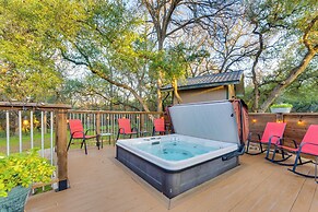 Jack's Cottage: Backyard Oasis in New Braunfels!