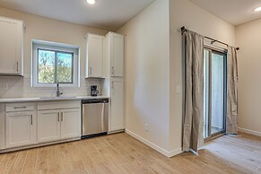 Community Pool & Hiking Trails: Phoenix Condo!