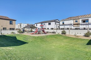 Community Pool & Hiking Trails: Phoenix Condo!