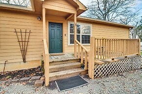 Norfork Lake Access: Cabin w/ Deck & Water View!