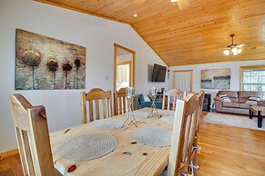 Norfork Lake Access: Cabin w/ Deck & Water View!